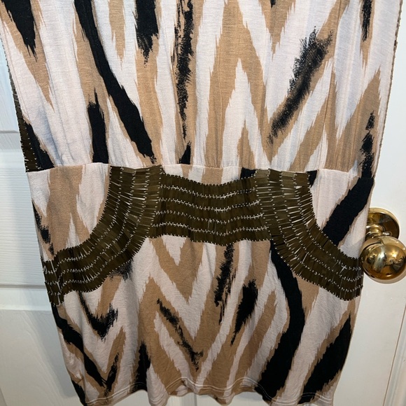 Bebe Women's Zigzag Midi Dress - Black and Tan - Picture 2 of 5